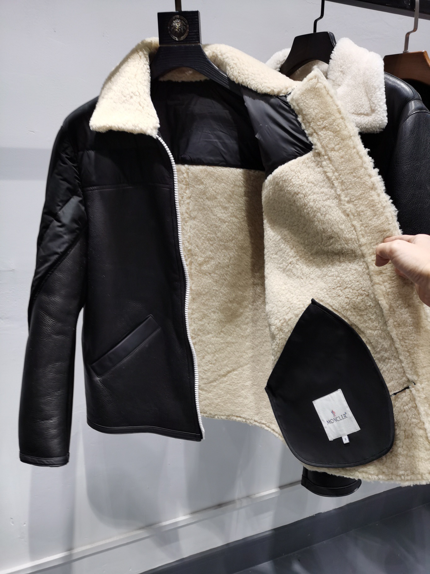 ÁO MONCLER LEATHER JACKET LÓT LÔNG