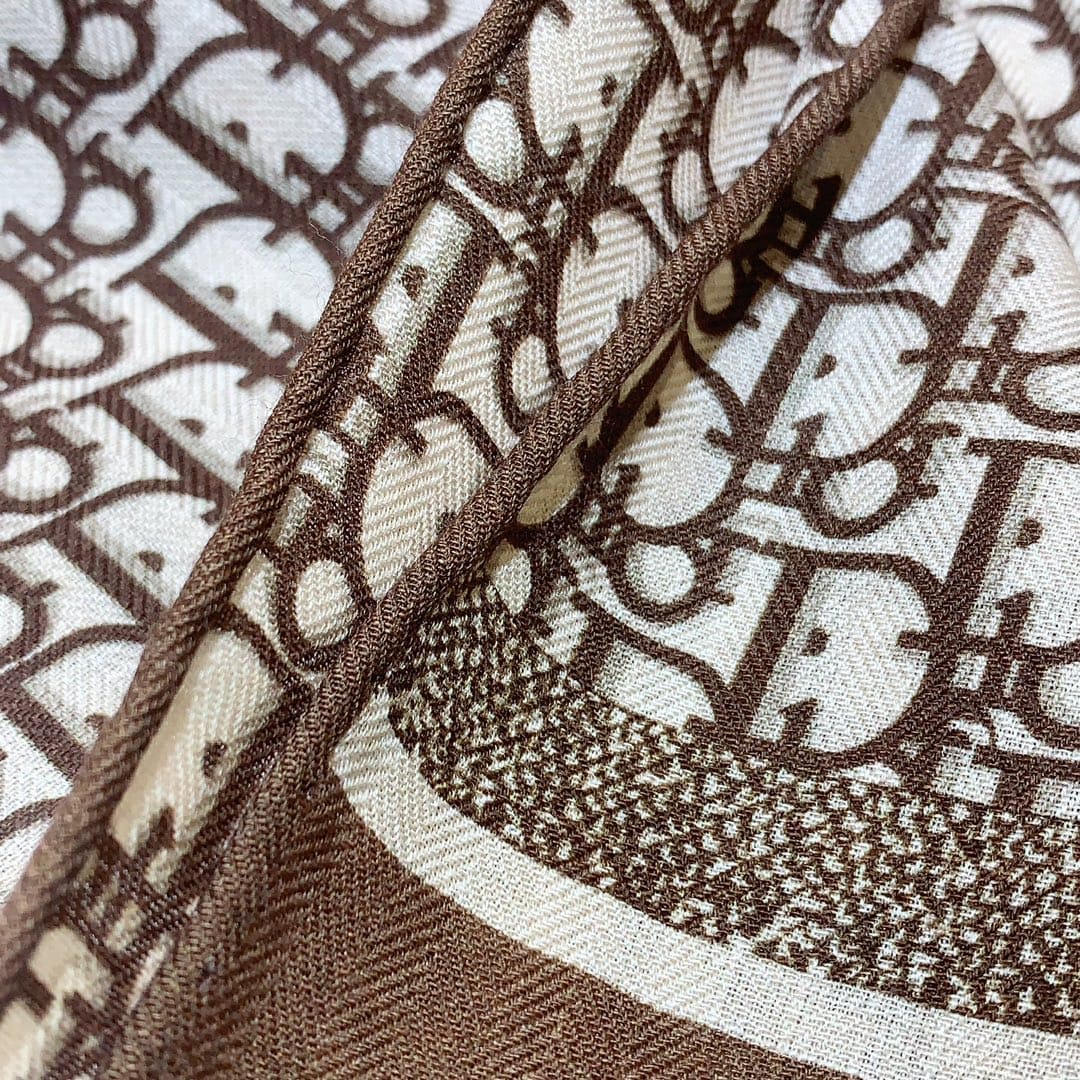 KHĂN CHRISTIAN DIOR Letter cashmere scarf