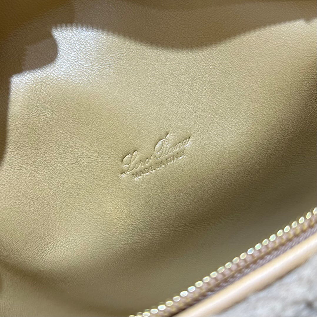 TÚI Loro Piana Women Extra Pocket L27 in Lamb Fur Yellow lông cừu
