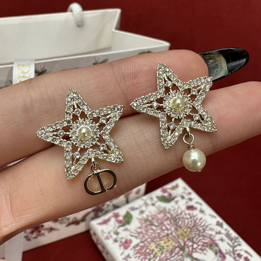 HOA TAI DIOR CD STARS AND PEARLS