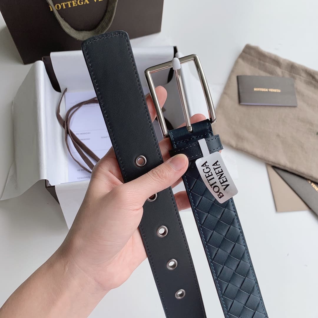 DÂY LƯNG BOTTGA VENETA BLUE INTRECCIATO LEATHER Khóa bạc