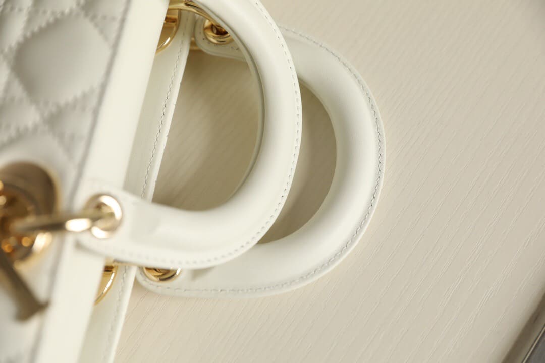 TÚI CHRISTIAN DIOR Lady D-Joy Bag Bright White Cannage Lambskin