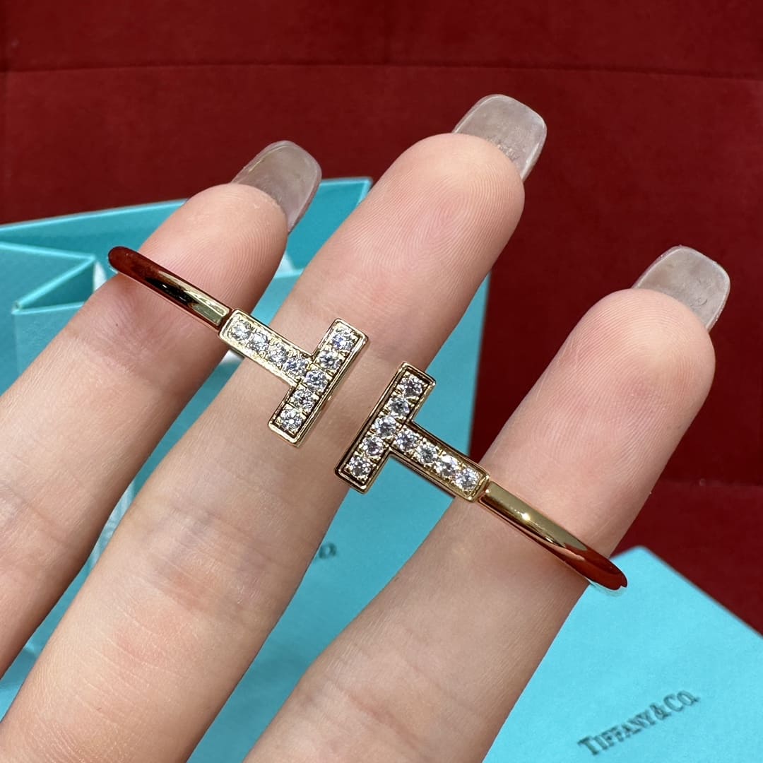 LẮC TAY TIFFANY & CO T BANGLE DIAMOND