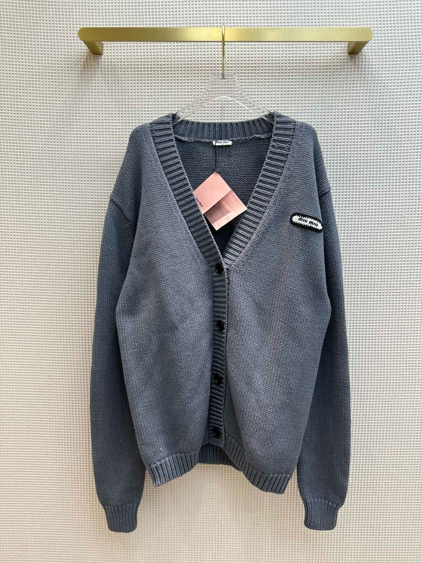 ÁO Miu Miu V-Neck Gray Cardigan Sweater