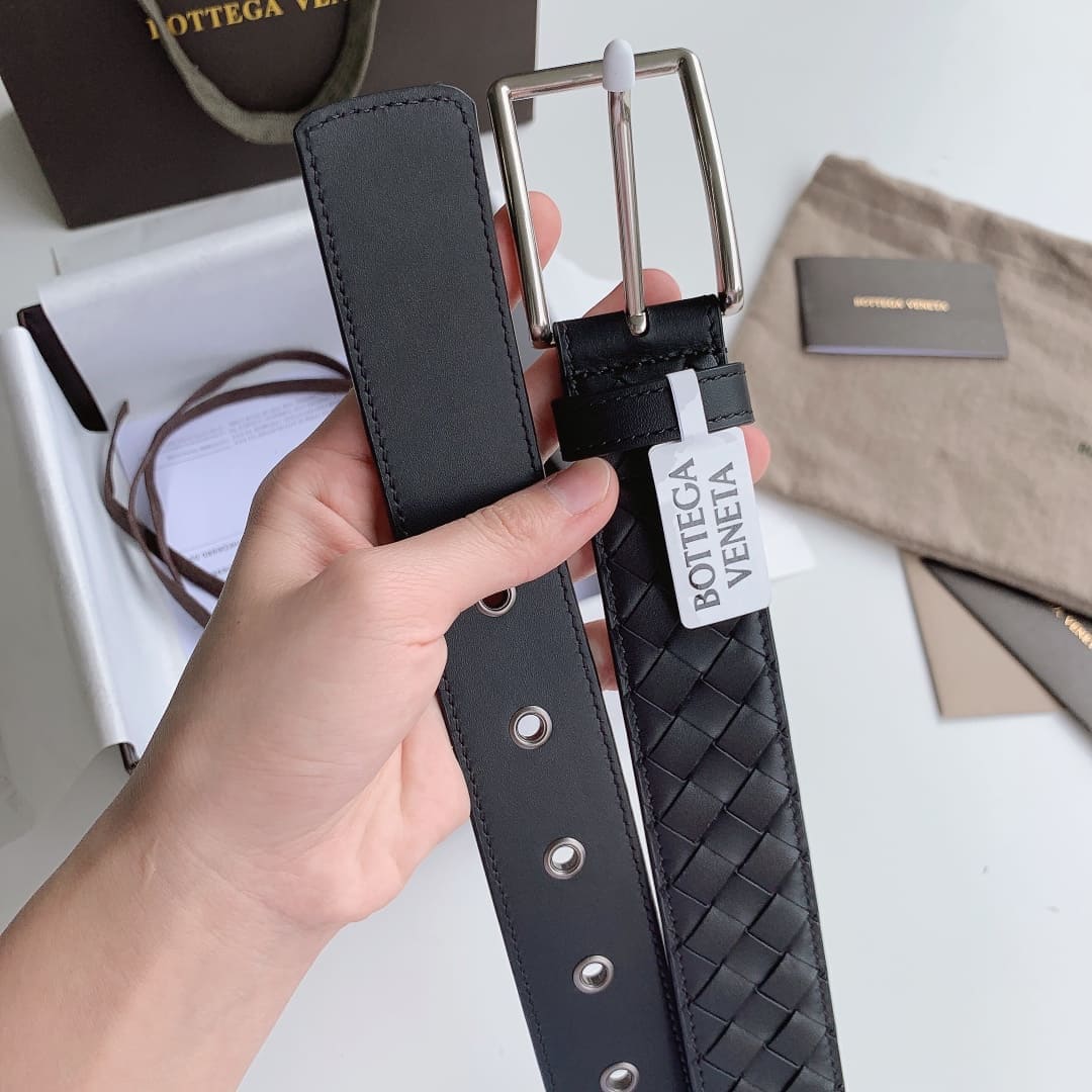 DÂY LƯNG BOTTGA VENETA BLACK INTRECCIATO LEATHER Khóa bạc