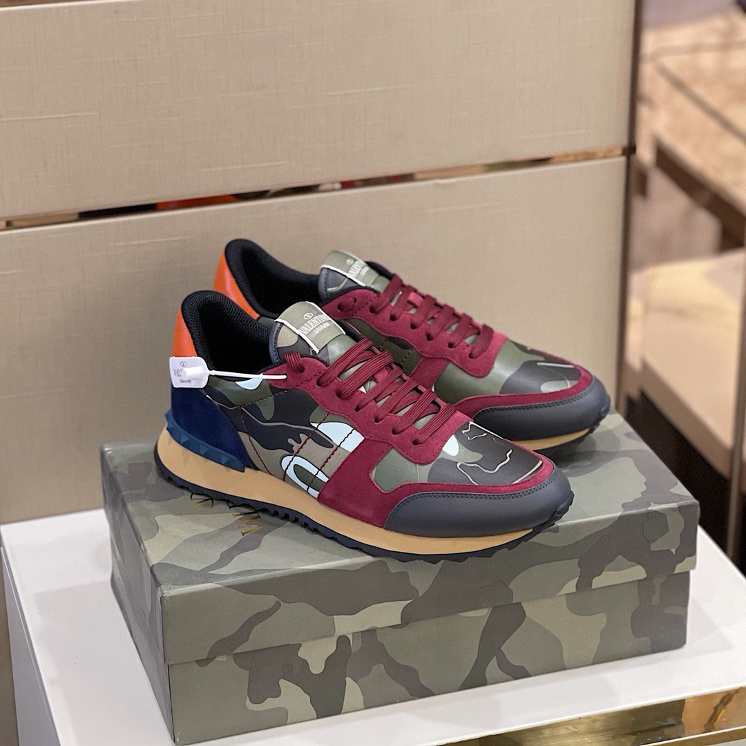 GIÀY VALENTINO STUDD LEATHER RUNNER SNEAKER SHOES AAA