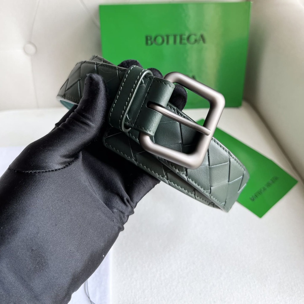 DÂY LƯNG BOTTGA VENETA GREEN INTRECCIATO LEATHER Khóa đen mờ