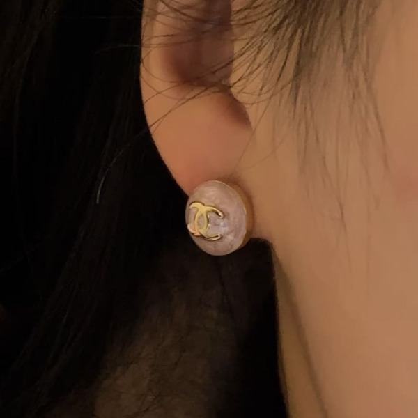 HOA TAI CHANEL CC PINK PEARLS