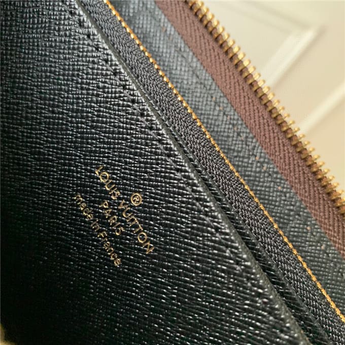 VÍ LOUIS VUITTON zippy wallet
