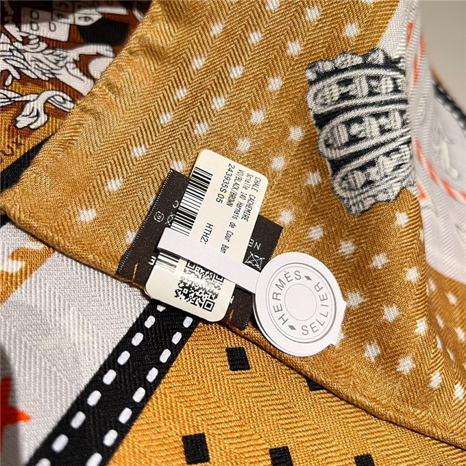 KHĂN Hermes Harnais De Cour Logo scarf