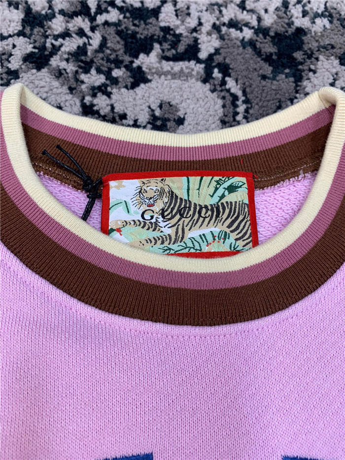 ÁO GUCCI TIGER Sweater