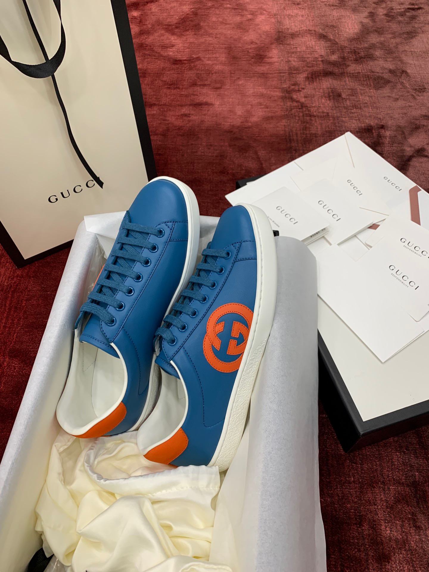 GIÀY GUCCI Leather Ace Sneakers Interlocking GG Blue