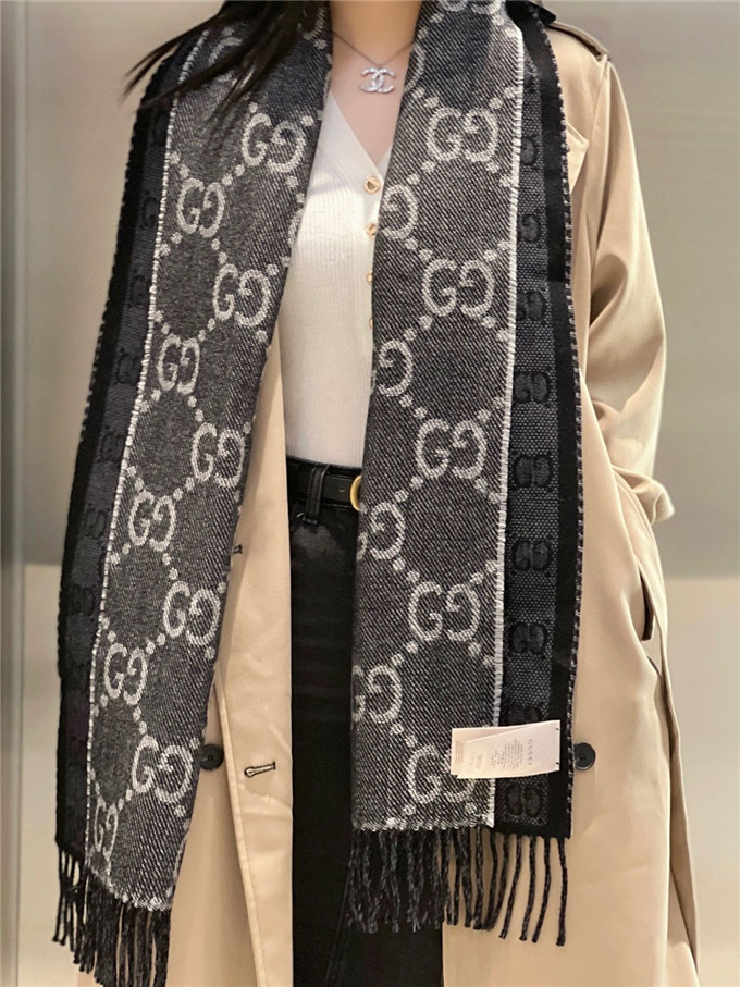 KHĂN Gucci GG Cashmere scarf