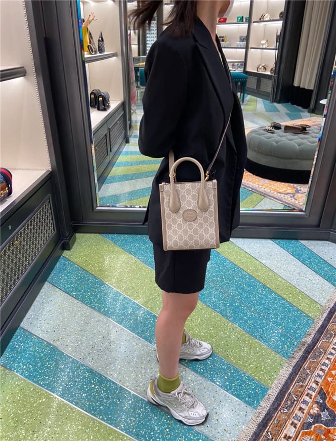 TÚI Gucci mini tote bag with interlocking white Top Quality