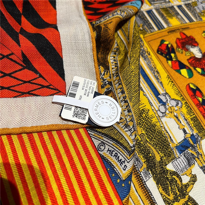 KHĂN Hermes Grand Theatre Nouveau Wool Blend scarf