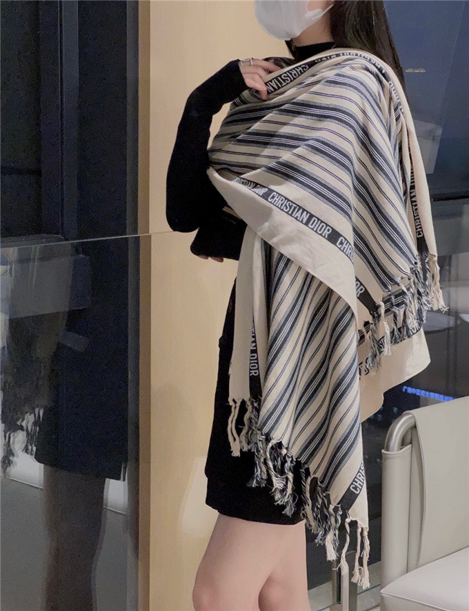 KHĂN Christian Dior Cashmere scarf