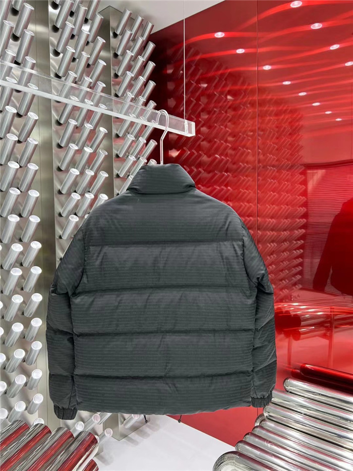 ÁO PRADA TRIANGLE LOGO DOWN JACKET