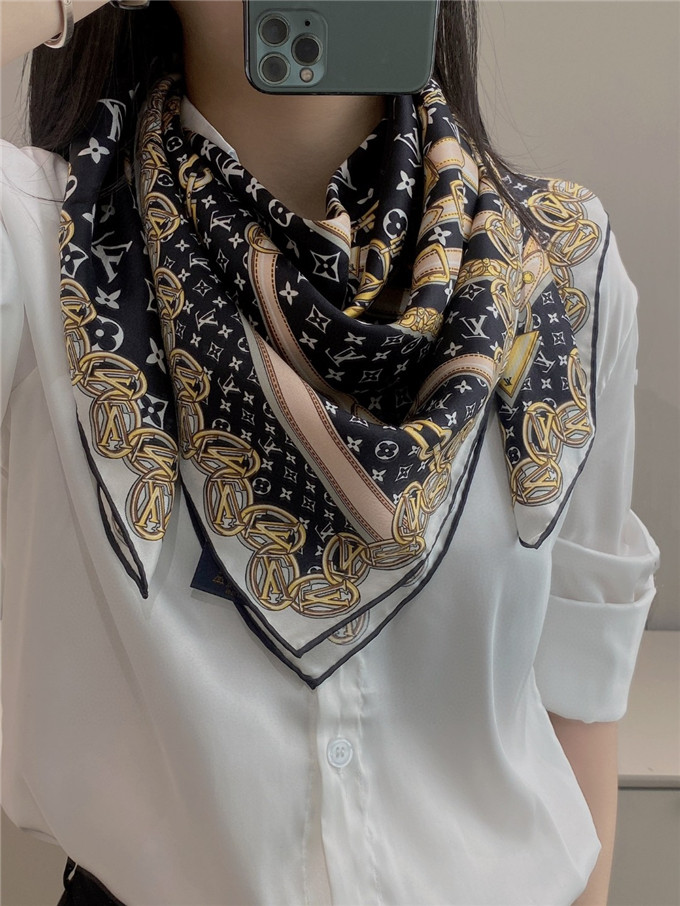 KHĂN Louis Vuitton Silk scarf
