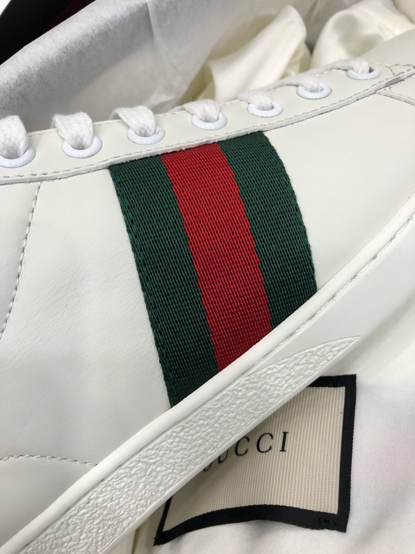 GIÀY GUCCI Leather Ace Sneakers White