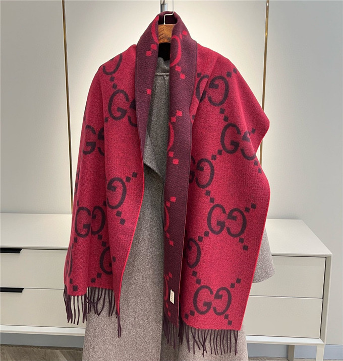KHĂN Gucci GG Cashmere scarf