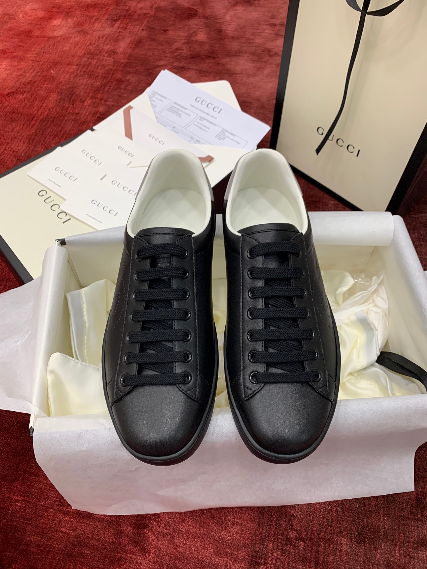GIÀY GUCCI Leather Ace Sneakers Interlocking GG Black