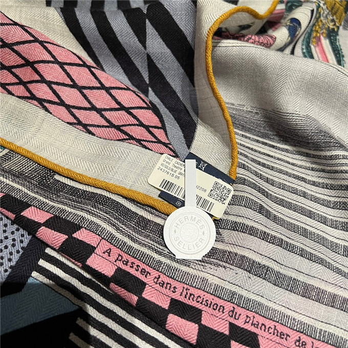 KHĂN Hermes Grand Theatre Nouveau Wool Blend scarf