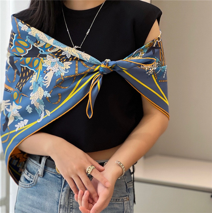 KHĂN Hermes Le Sacre Des Saisons Silk scarf