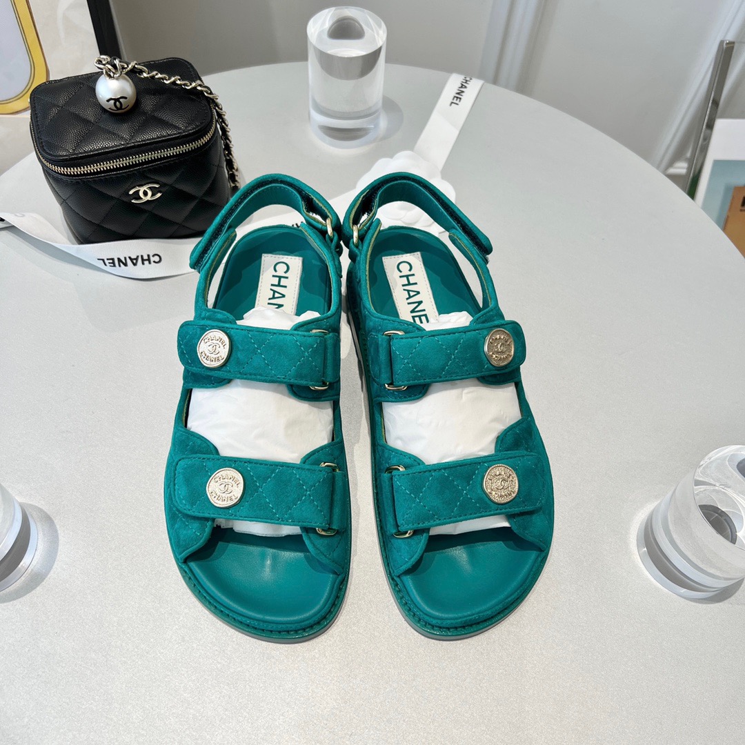 GIÀY CHANEL CC LOGO SANDALS