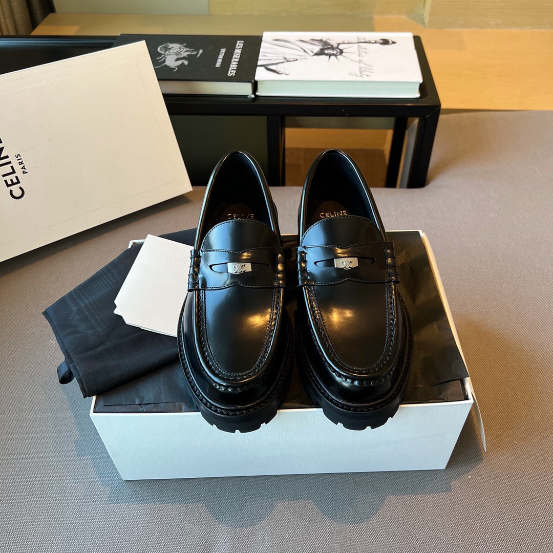GIÀY CELINE Black Leather loafer