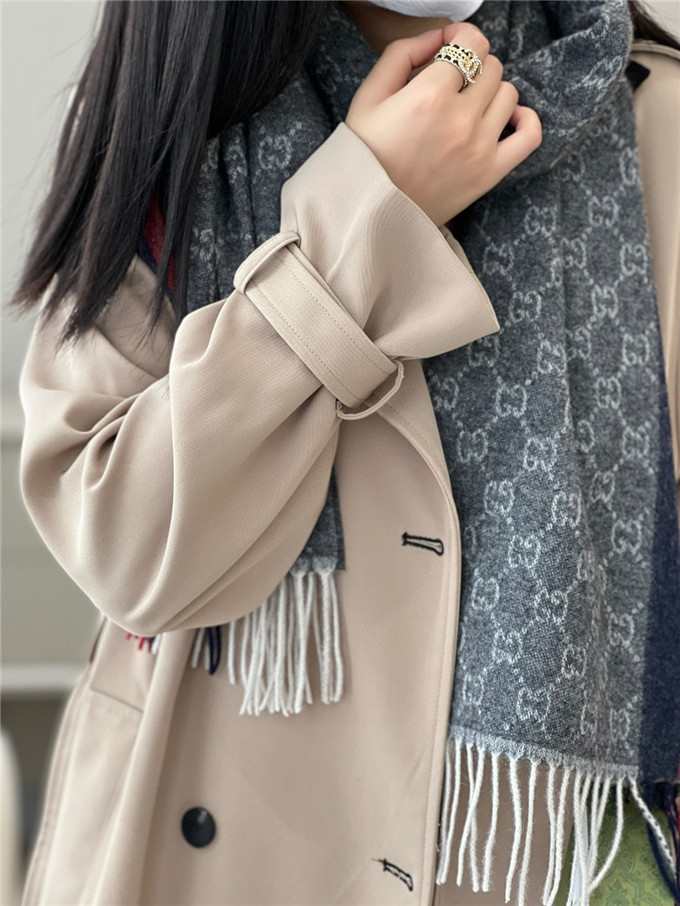 KHĂN Gucci GG Cashmere scarf