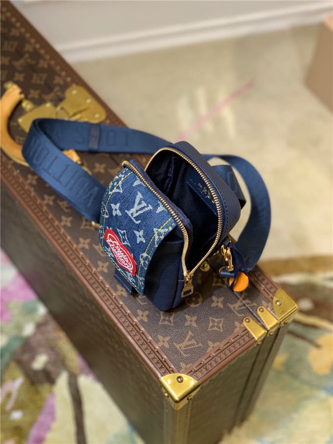 Túi LOUIS VUITTON flap double phone pouch bag unisex