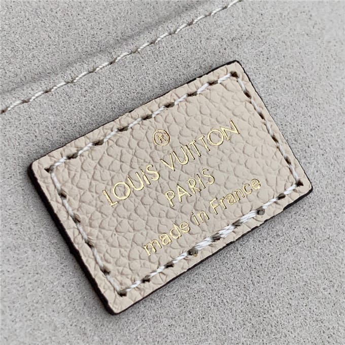 Túi LOUIS VUITTON petit sac plat bag