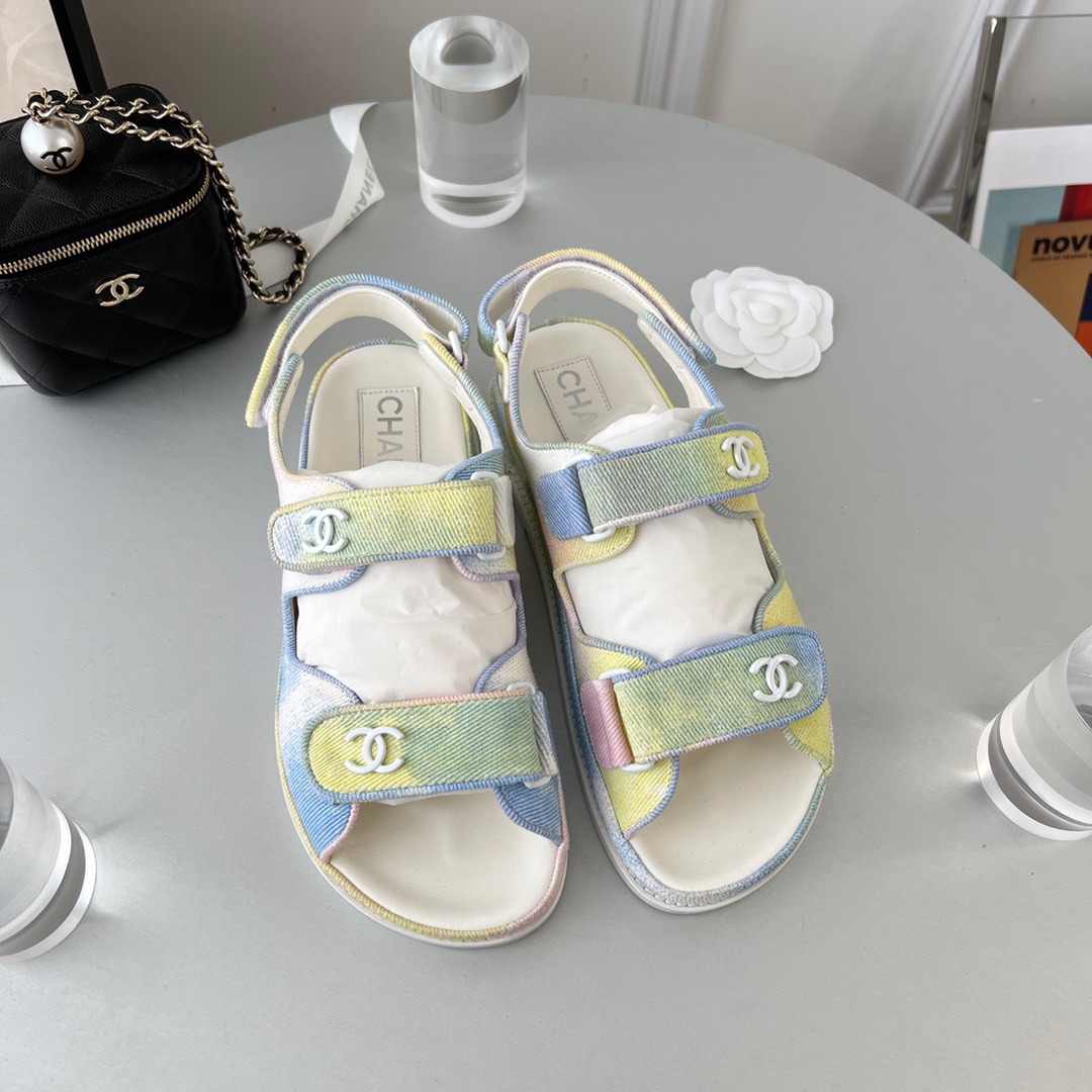GIÀY CHANEL CC LOGO SANDALS