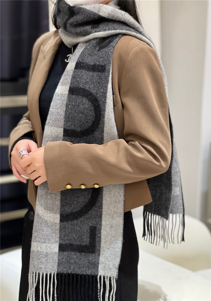KHĂN Louis Vuitton LV Cashmere scarf