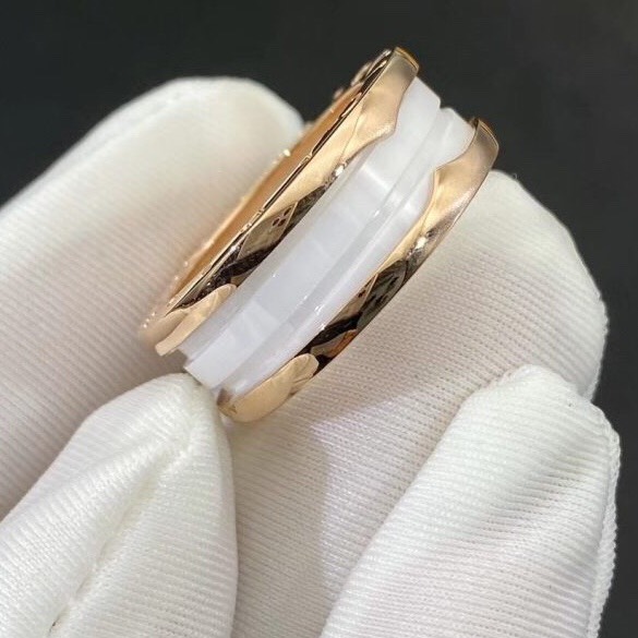 NHẪN BVLGARI B ZERO 1 FOUR BAND WHITE CERAMIC SPRIAL RING YELLOW GOLD 18K
