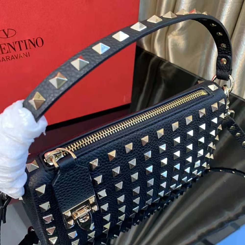 TÚI Valentino Rockstud Alcove Grainy Calfskin Handbag-White