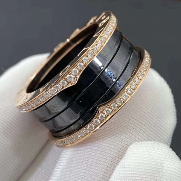 NHẪN BVLGARI B ZERO 1 FOUR BAND BLACK CERAMIC SPRIAL DIAMOND RING YELLOW GOLD 18K