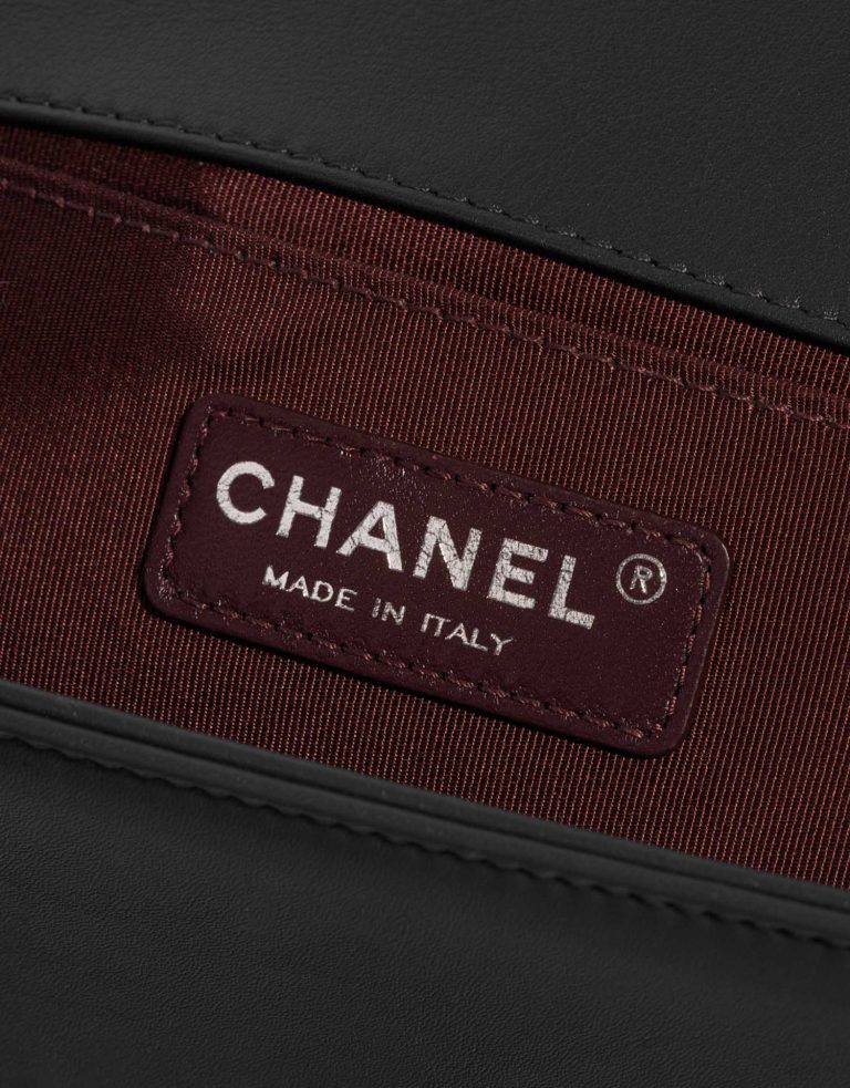 TÚI Chanel Boy Medium Lamb Dark Grey