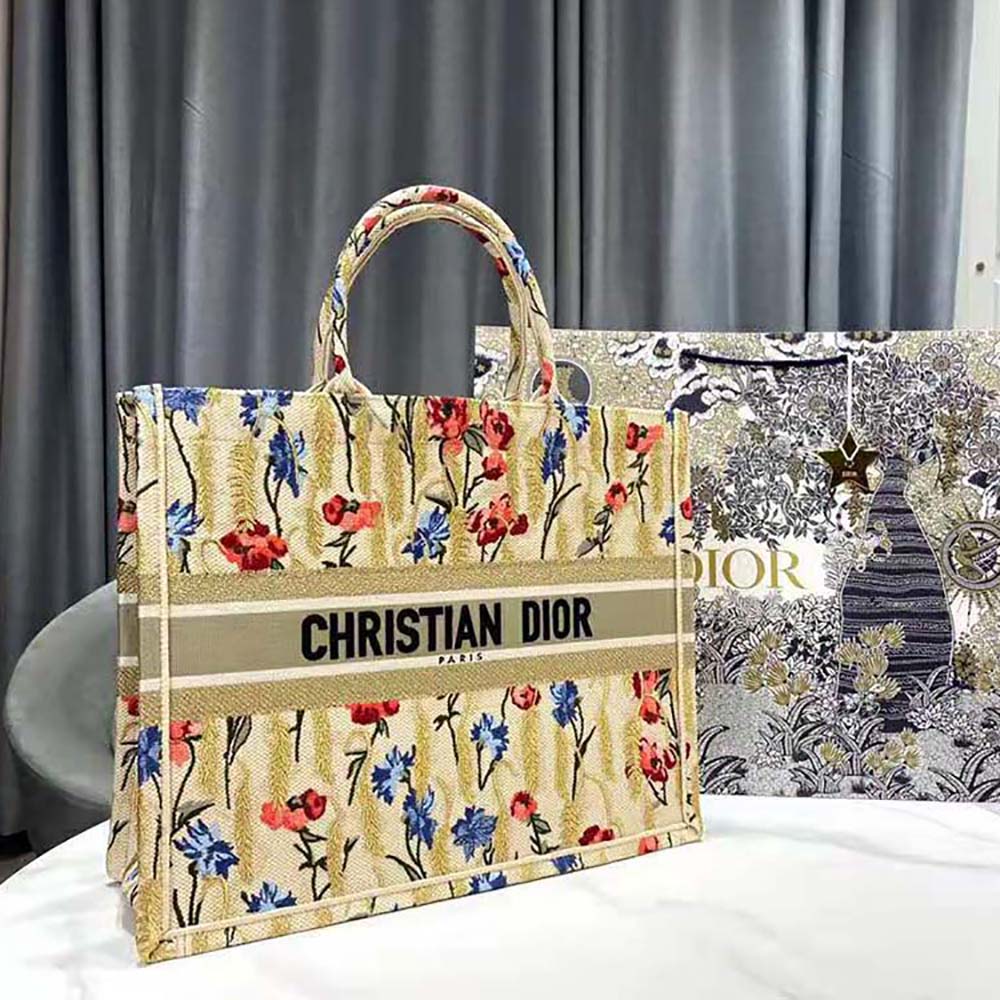 TÚI Dior Women Dior Book Tote Beige Dior Hibiscus Embroidery