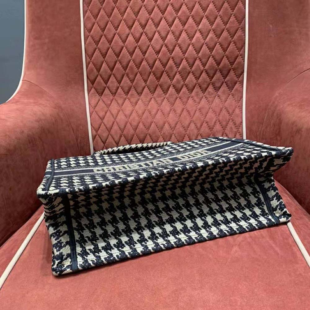 TÚI Dior Book Tote Black Houndstooth Embroidery