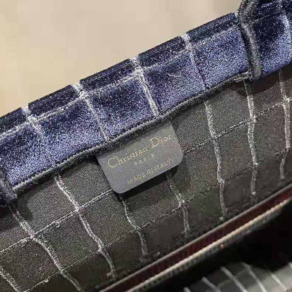 TÚI Dior Women Book Tote Blue Crocodile-Effect Embroidered Velvet