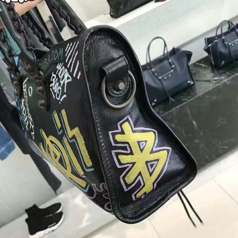 TÚI Balenciaga Women Classic City S Graffiti Small Should Bag in Lambskin