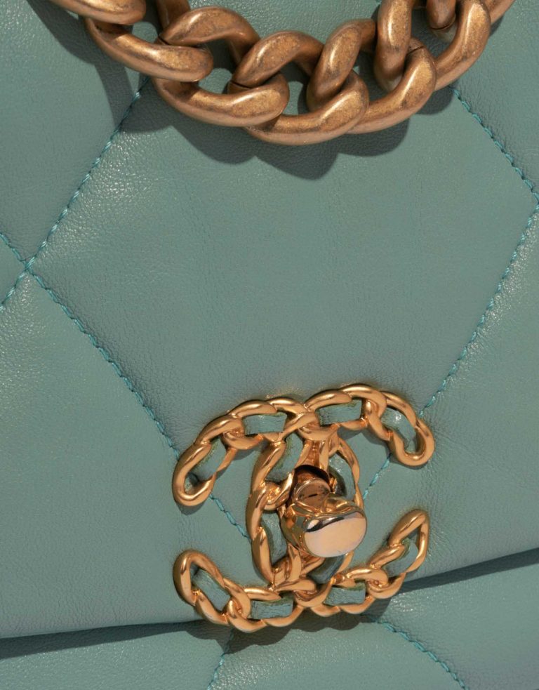 TÚI Chanel 19 Flap Bag Lamb Light Green