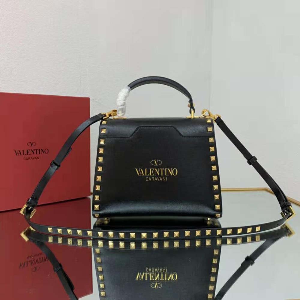 TÚI Valentino Rockstud Alcove Grainy Calfskin Handbag-Black