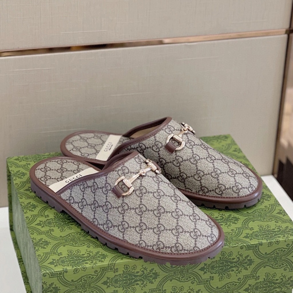 DÉP GUCCI GG CANVAS UNISEX SLIPPER