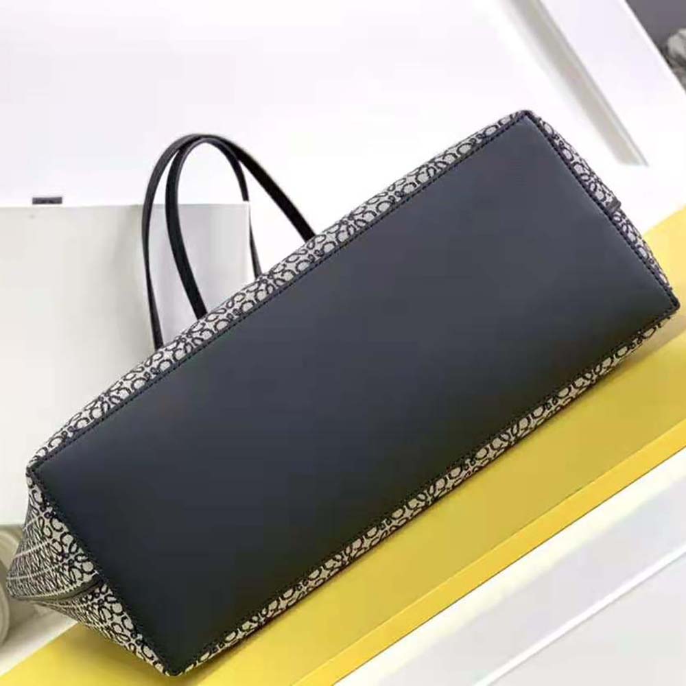 TÚI Loewe East West Tote Bag in Anagram Jacquard and Calfskin-Black