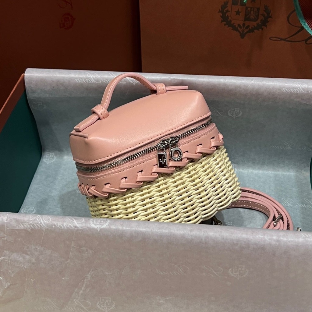 TÚI Loro Piana Women Extra Pocket Cross Body Wicker bằng da bê kết hợp tre đan