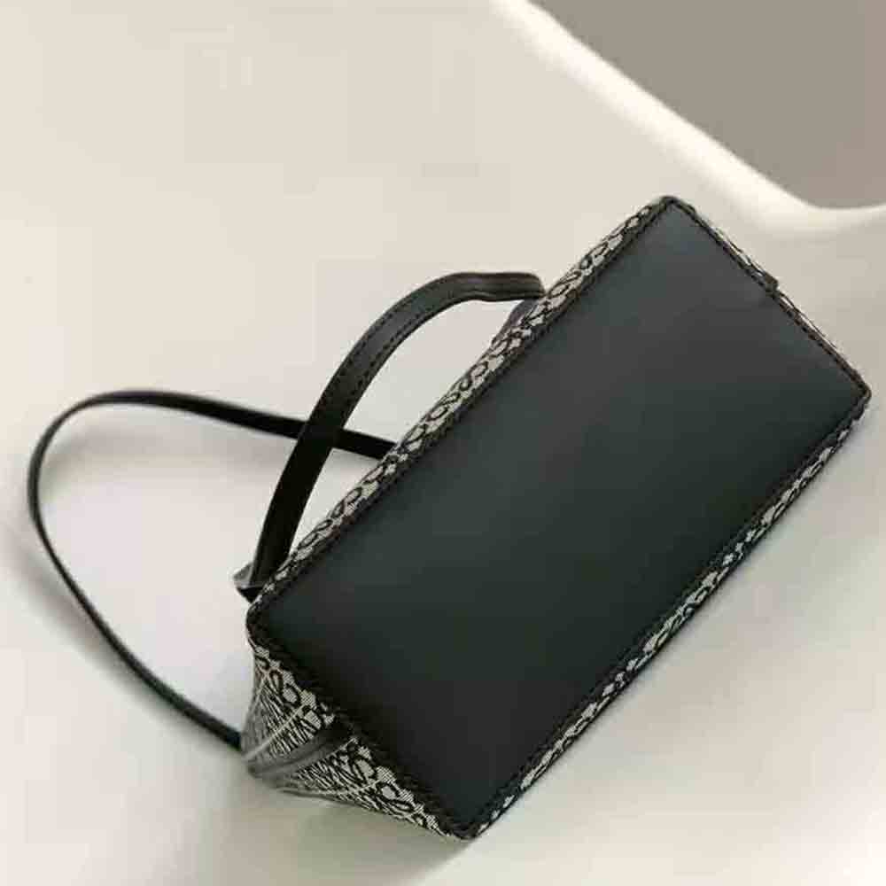 TÚI Loewe Square Tote Bag in Anagram Jacquard and Calfskin-Black