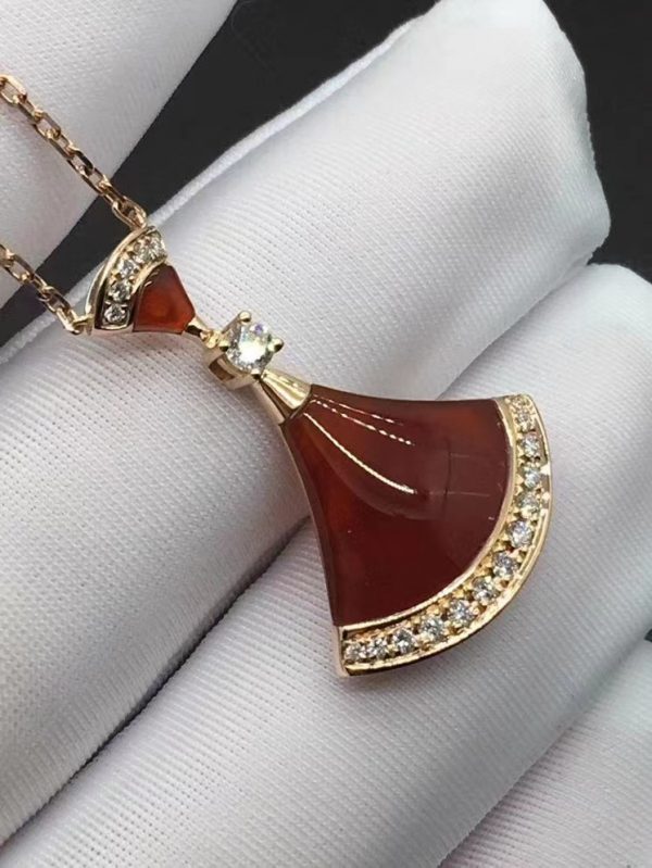 Vòng cổ BVLGARI Divas' Dream Malachite,Carnelian,M.O.P,Onyx & Diamond vàng hồng 18K