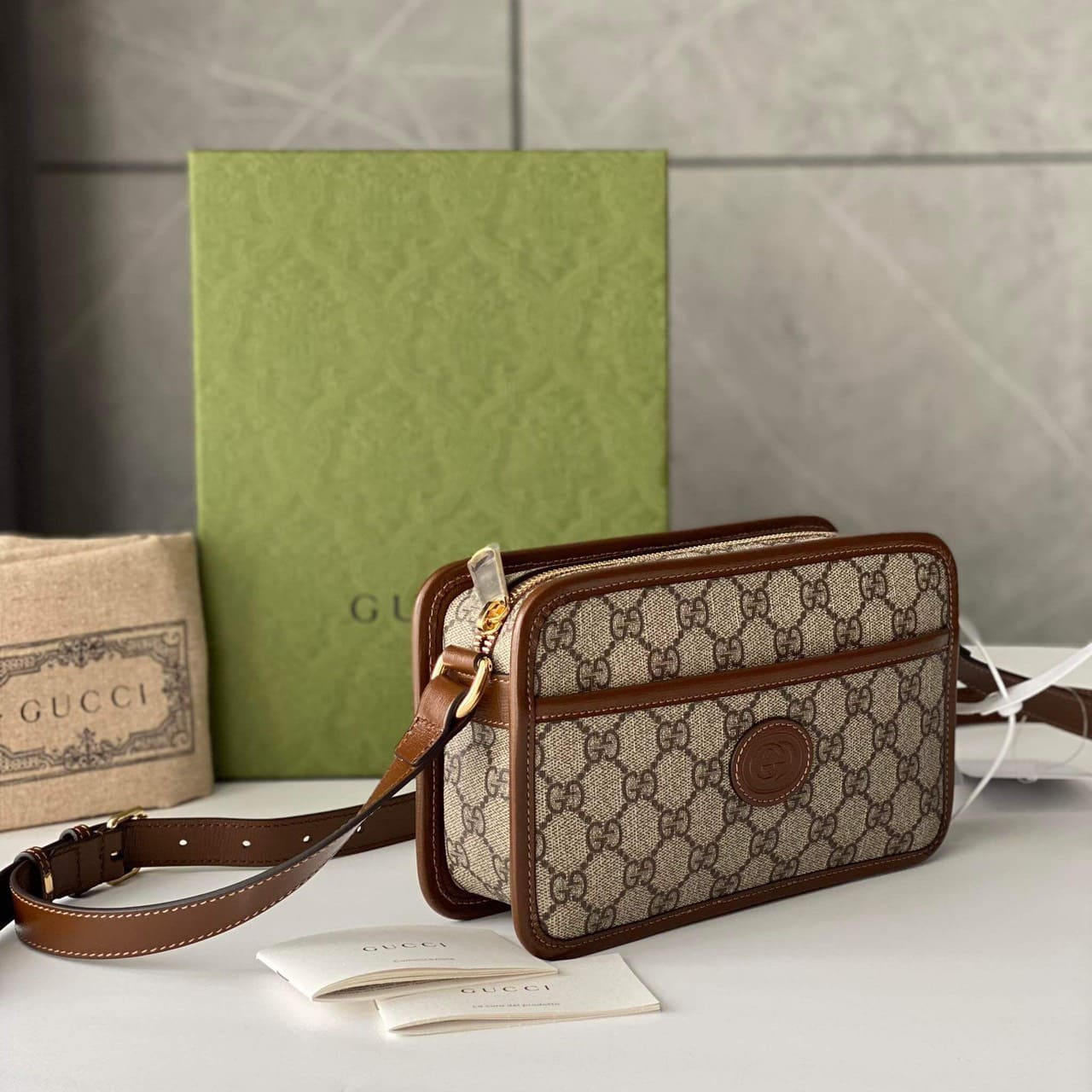 TÚI Gucci GG Interlocking Camera bag unisex Top Quality